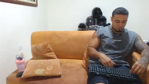 michelle_allen0104 online show from 02/24/25, 03:44