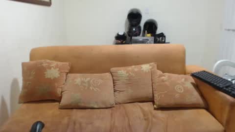 michelle_allen0104 online show from 02/26/25, 05:31