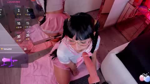 michelle_cutee_ online show from 12/22/25, 08:06