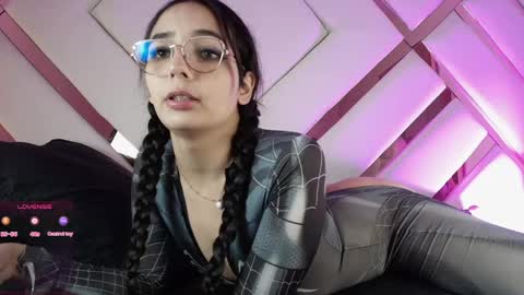 michelle_cutee_ online show from 06/05/26, 09:53