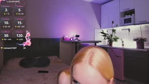 Michelle online show from 12/16/24, 02:57