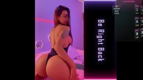 Snapshot of michelle_madson_ chatting on 10/21/25, 11:05 michelle_madson_ online show from 10/21/25, 11:05