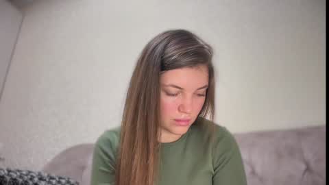 Michelle online show from 02/06/25, 04:58