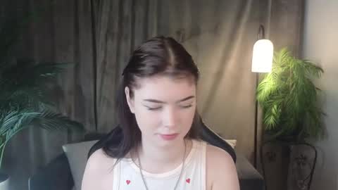 Snapshot of michelle_vasquez chatting on 05/22/26, 10:04 Michelle online show from 05/22/26, 10:04