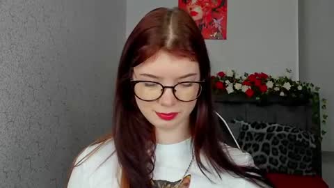 Snapshot of michelle_vasquez chatting on 06/11/26, 10:41 Michelle online show from 06/11/26, 10:41