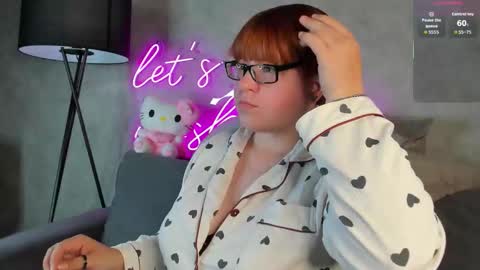 Snapshot of michelle_wilsson chatting on 09/30/25, 08:30 Michelle online show from 09/30/25, 08:30