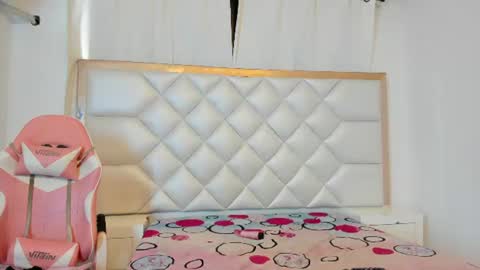 michelleblair1 online show from 07/08/26, 12:31
