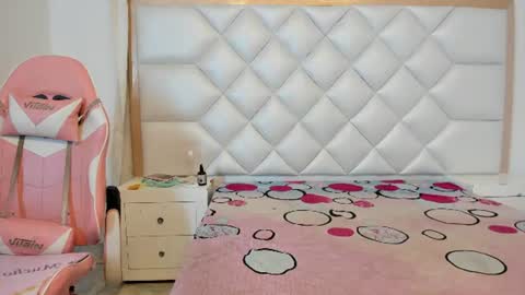 michelleblair1 online show from 07/29/26, 12:47