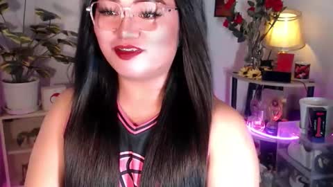 Snapshot of michellechannelxxx chatting on 11/10/25, 06:07 Michelle online show from 11/10/25, 06:07