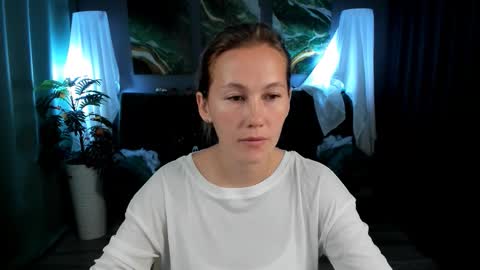 Snapshot of michelleortis chatting on 11/09/25, 12:09 MichelleOrtis online show from 11/09/25, 12:09