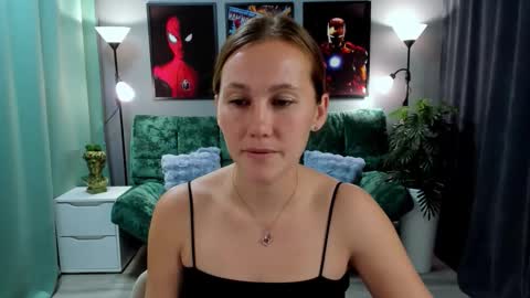 Snapshot of michelleortis chatting on 11/19/25, 12:49 MichelleOrtis online show from 11/19/25, 12:49