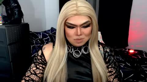 Michelle online show from 11/03/25, 06:31