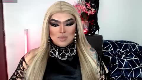 Michelle online show from 11/16/25, 06:08