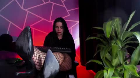 Snapshot of michellgrey chatting on 10/19/25, 07:58 michellgrey online show from 10/19/25, 07:58