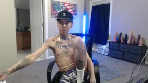 Snapshot of michigan9000 chatting on 10/16/25, 10:55 michigan9000 online show from 10/16/25, 10:55