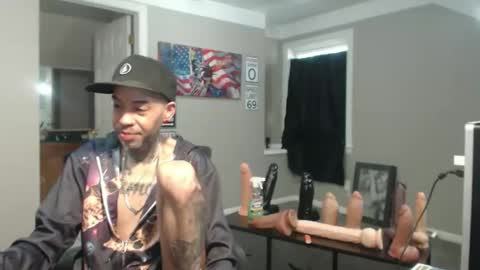 Snapshot of michigan9000 chatting on 10/22/25, 06:07 michigan9000 online show from 10/22/25, 06:07