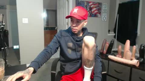 Snapshot of michigan9000 chatting on 10/30/25, 11:55 michigan9000 online show from 10/30/25, 11:55