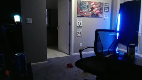 Snapshot of michigan9000 chatting on 11/02/25, 06:49 michigan9000 online show from 11/02/25, 06:49