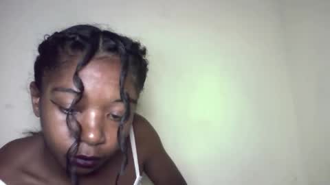 Snapshot of michou_69 chatting on 06/04/26, 06:47 michou_69 online show from 06/04/26, 06:47