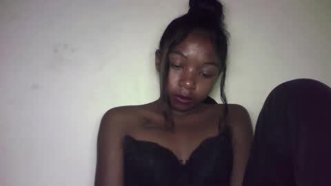 Snapshot of michou_69 chatting on 06/09/26, 07:14 michou_69 online show from 06/09/26, 07:14