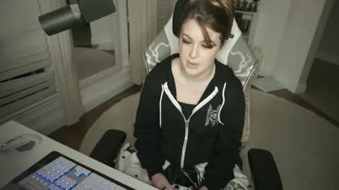 Mickaela West online show from 12/13/25, 11:32