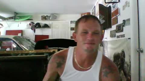 Snapshot of mickey85knoxx chatting on 09/26/25, 03:16 mickey85knoxx online show from 09/26/25, 03:16