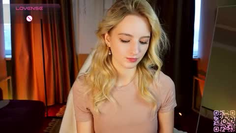 mickeydior online show from 10/14/25, 11:44