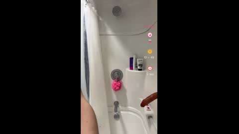 Snapshot of mickeyshyne69 chatting on 02/15/25, 06:44 Mickey online show from 02/15/25, 06:44