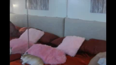 Snapshot of mickeyshyne69 chatting on 02/27/25, 03:58 Mickey online show from 02/27/25, 03:58