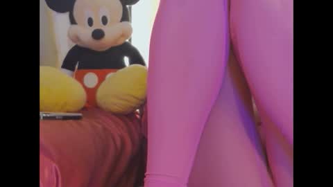 Snapshot of mickeyshyne69 chatting on 02/28/25, 03:48 Mickey online show from 02/28/25, 03:48