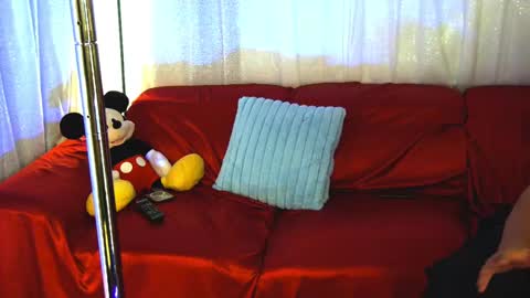 Snapshot of mickeyshyne69 chatting on 03/07/25, 11:38 Mickey online show from 03/07/25, 11:38