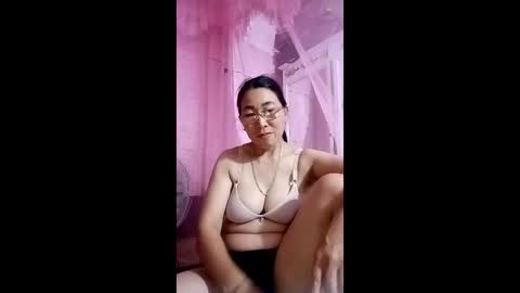 Miky online show from 06/06/26, 01:11