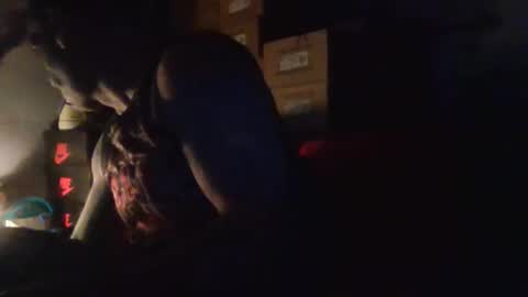 middle123456783939 online show from 11/18/25, 04:06