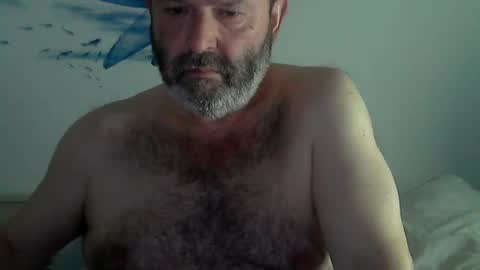 kike online show from 01/11/25, 04:36