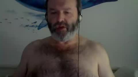 kike online show from 01/21/25, 04:37