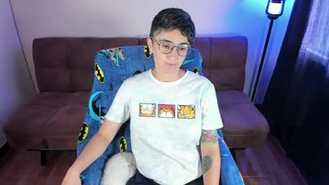 Blue online show from 06/02/26, 03:25