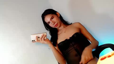 Snapshot of midnight_mystique18 chatting on 03/07/26, 08:50 midnight_mystique18 online show from 03/07/26, 08:50