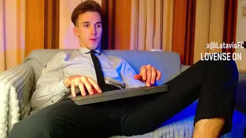 Snapshot of midnighter__ chatting on 11/24/25, 09:03 Alexey or just Alex online show from 11/24/25, 09:03