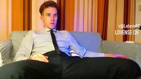 Snapshot of midnighter__ chatting on 11/25/25, 10:10 Alexey or just Alex online show from 11/25/25, 10:10