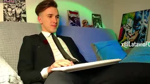 Snapshot of midnighter__ chatting on 05/13/26, 11:11 Alexey or just Alex online show from 05/13/26, 11:11