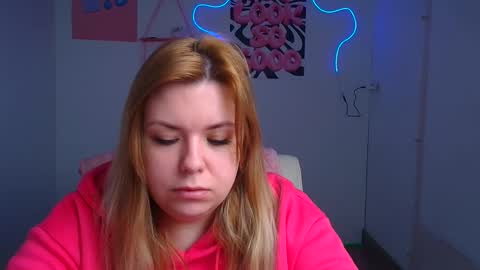 Snapshot of midnightmariana chatting on 12/21/25, 06:20 Mariana online show from 12/21/25, 06:20