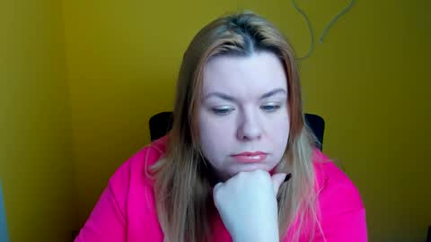 Snapshot of midnightmariana chatting on 01/11/26, 12:21 Mariana online show from 01/11/26, 12:21