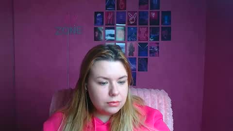 Snapshot of midnightmariana chatting on 02/02/26, 06:23 Mariana online show from 02/02/26, 06:23