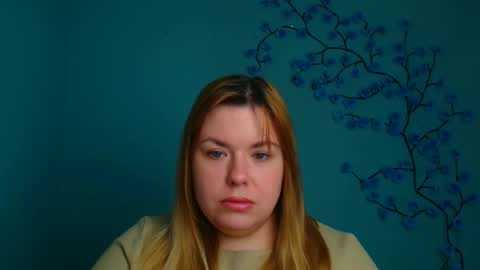 Snapshot of midnightmariana chatting on 02/13/26, 12:23 Mariana online show from 02/13/26, 12:23