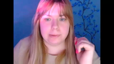 Snapshot of midnightmariana chatting on 02/15/26, 07:51 Mariana online show from 02/15/26, 07:51