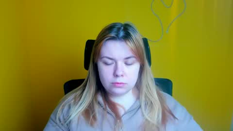Snapshot of midnightmariana chatting on 03/17/26, 12:08 Mariana online show from 03/17/26, 12:08