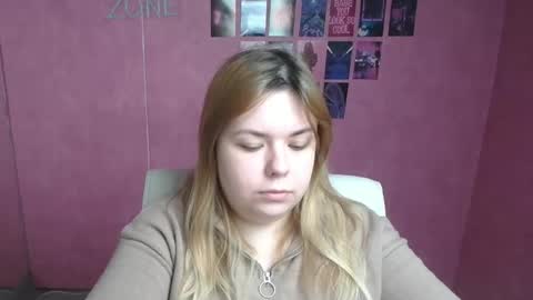 Snapshot of midnightmariana chatting on 03/23/26, 06:17 Mariana online show from 03/23/26, 06:17