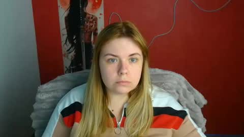 Snapshot of midnightmariana chatting on 04/06/26, 11:22 Mariana online show from 04/06/26, 11:22
