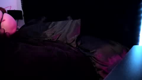 Midnightrose online show from 12/18/24, 07:47