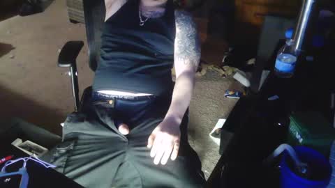 Snapshot of midtownhustler chatting on 06/15/26, 03:58 midtownhustler online show from 06/15/26, 03:58